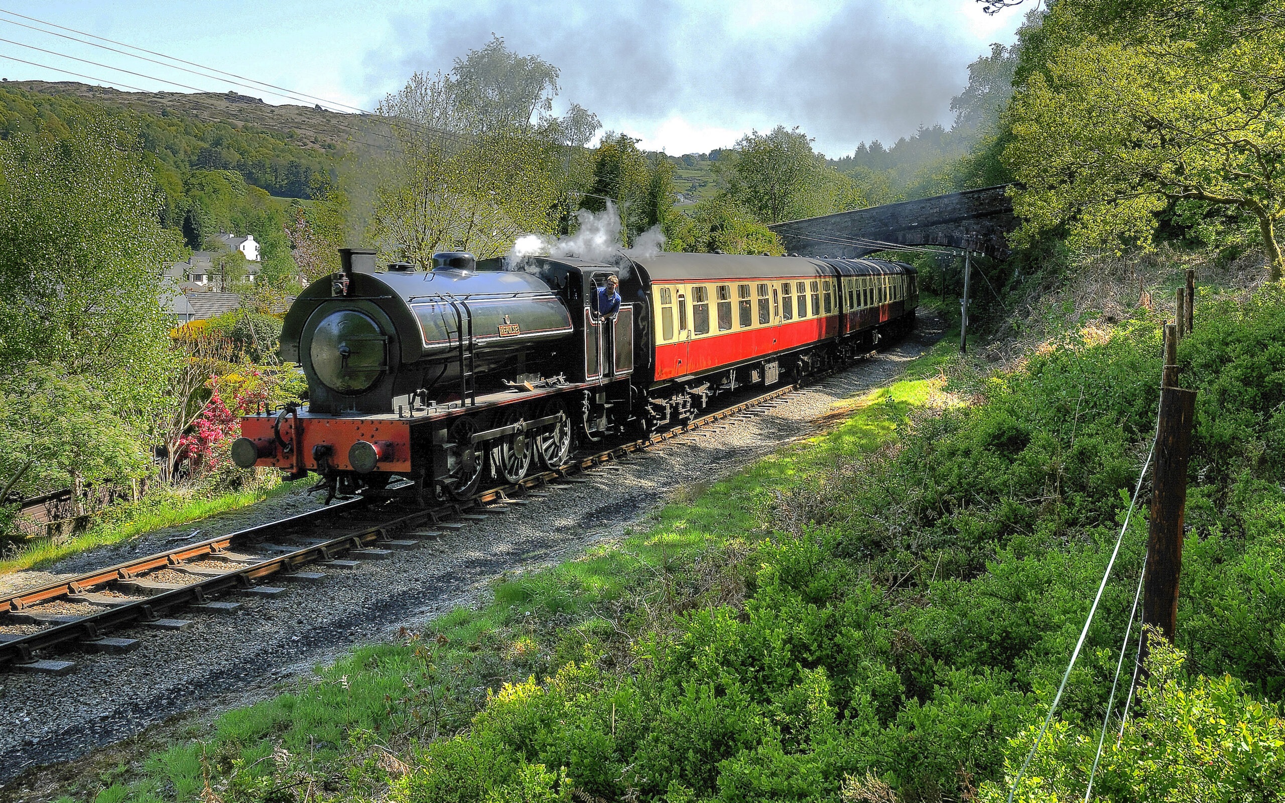 Heritage Steam Train Ride: Lakeside to Haverthwaite
