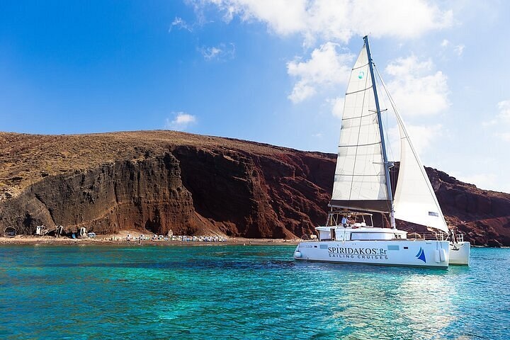 Santorini Coastal Cruise