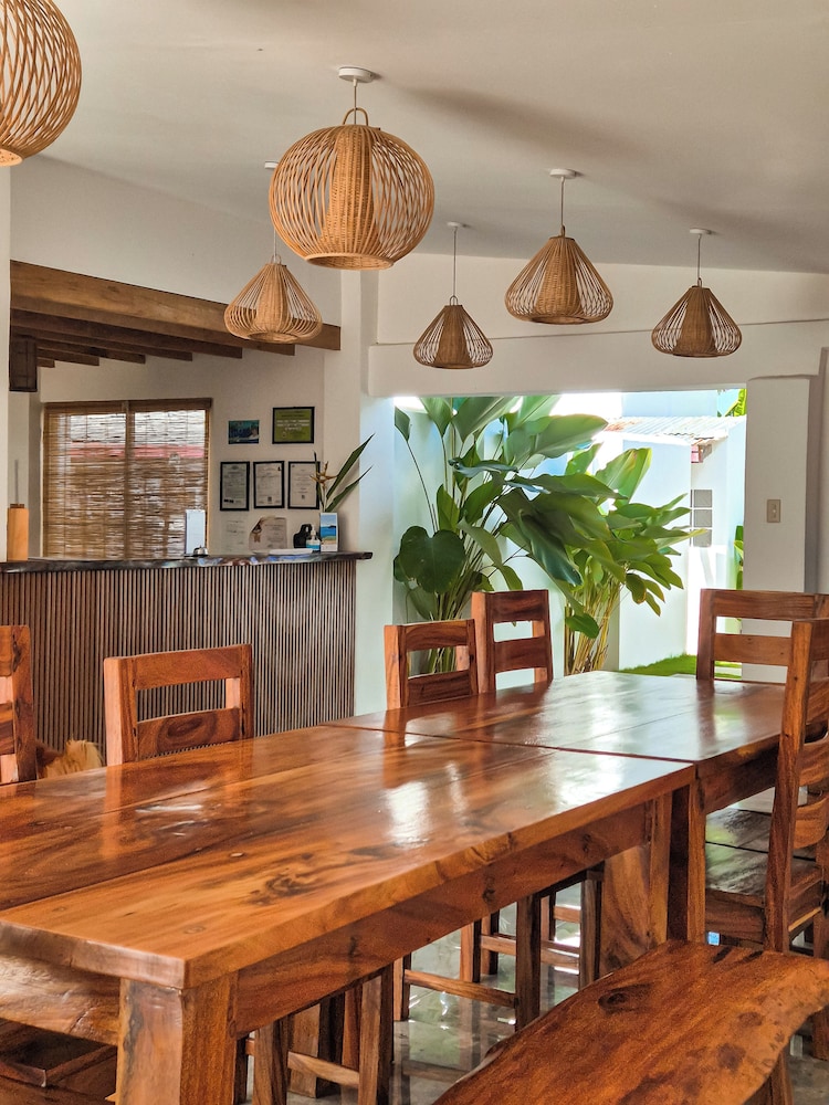 148 Guesthouse and Resort, Alaminos, Philippines