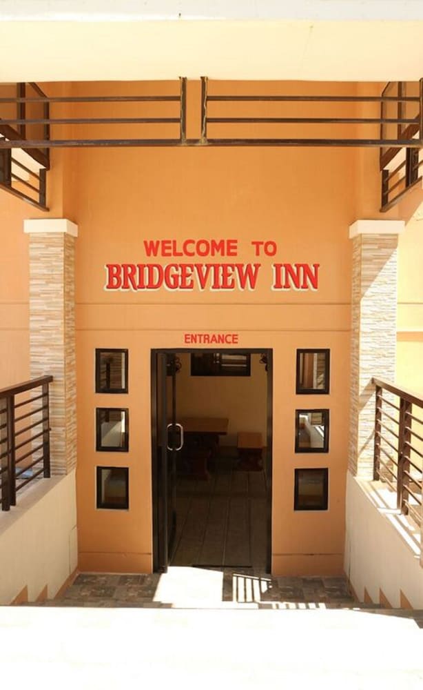 Bridgeview Inn
