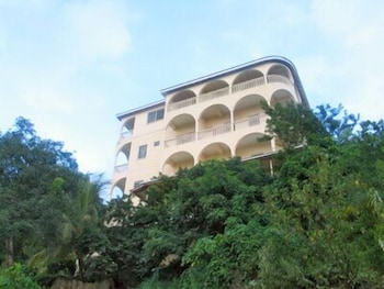 Hotels in Mero