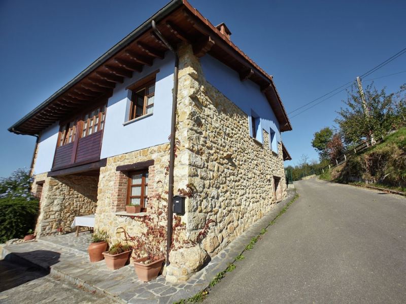 Inviting Mansion in Nava With Swimming Pool, Nava, Spain