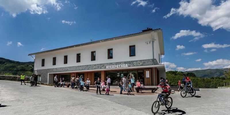 Non Stop Inn, Igantzi, Spain