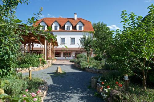 Restaurace Babiccina Zahrada, Pruhonice, Czech Republic