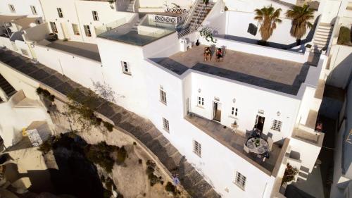 The Atlantis House