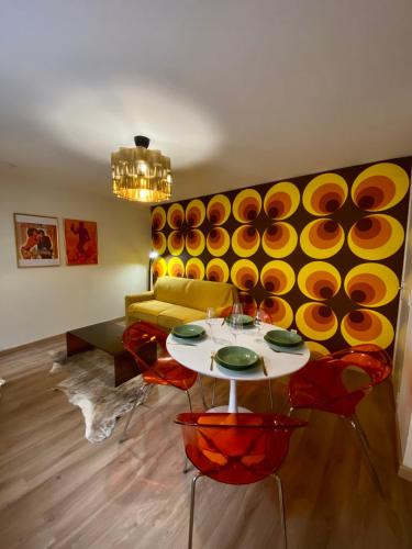 Le Duplex dAustin Power, Orleans, France