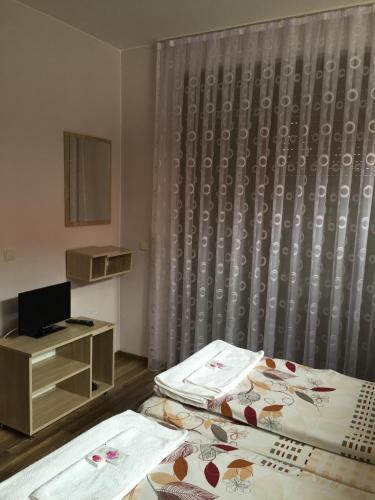Twins Holiday Home