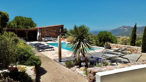 Au Pied Des Oliviers, Calenzana, France