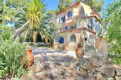 Domaine du Peymian Villa Art Deco, La Ciotat, France