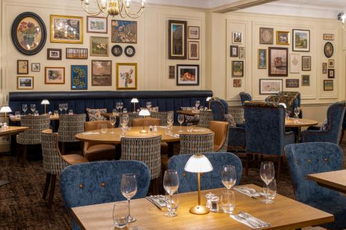 Warwick Arms