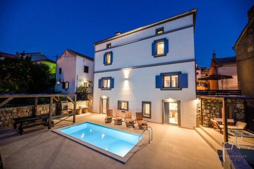 Heritage Villa Castel Muschio, Omisalj, Croatia