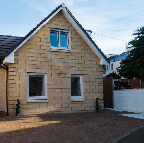 Alma Villa Serviced Apartment, Falkirk, United Kingdom