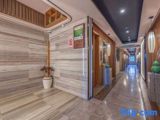 Pinghu Baimei Hotel