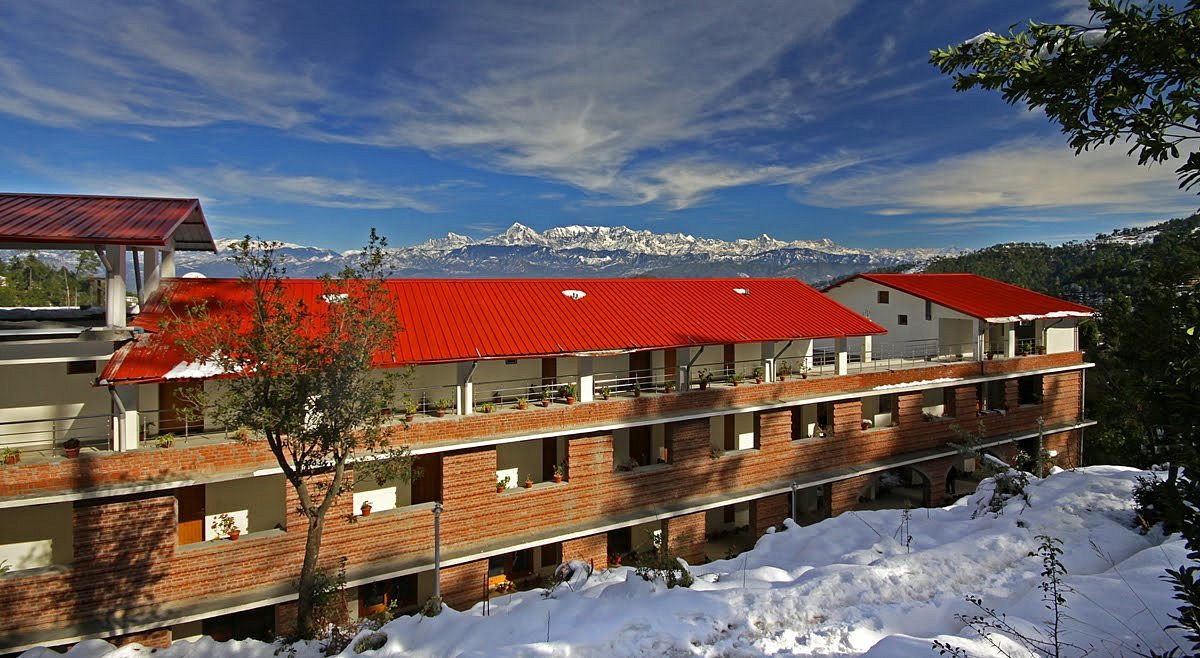 The Buransh, Kausani, India
