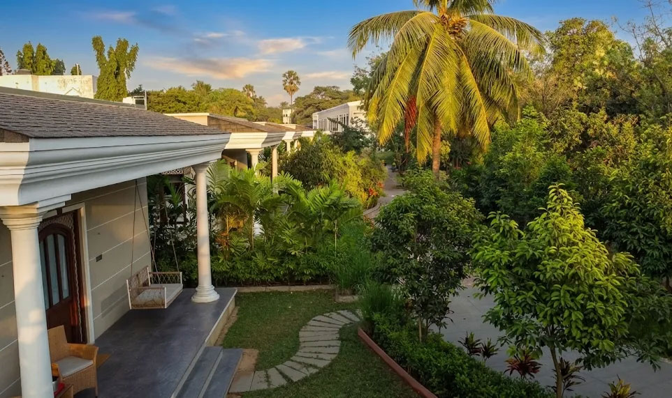 Burhani Baug, Dumas, India