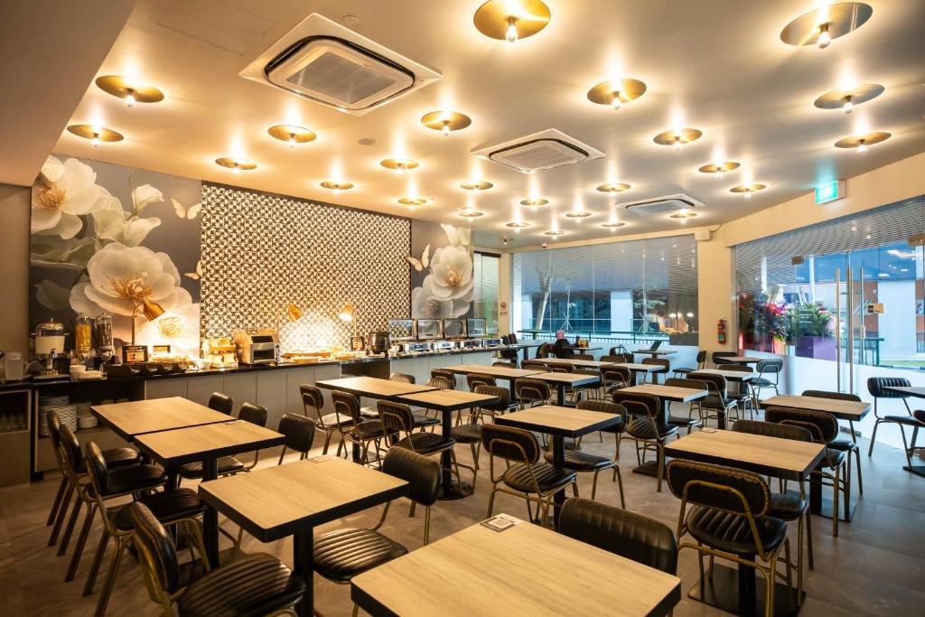 Ibis Styles Singapore Albert