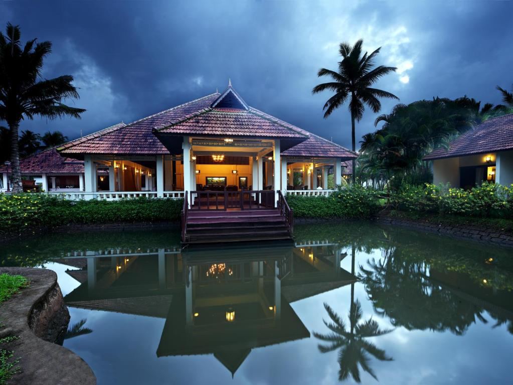 Abad Whispering Palms Resort