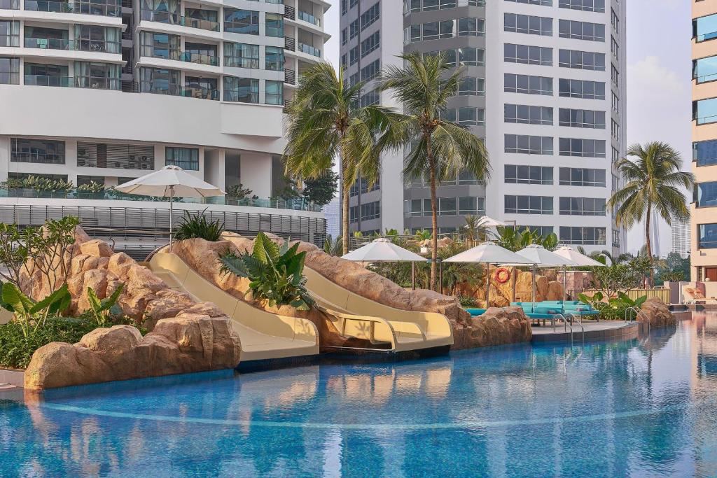 Renaissance Hotel
