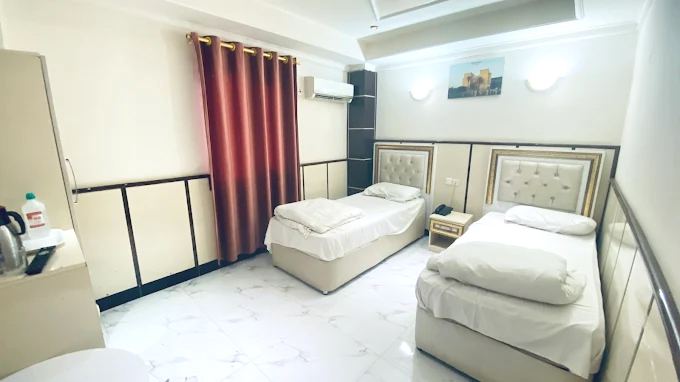 Umm Al Qura Hotel