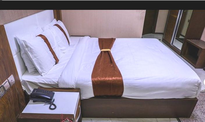 Elia Hotel