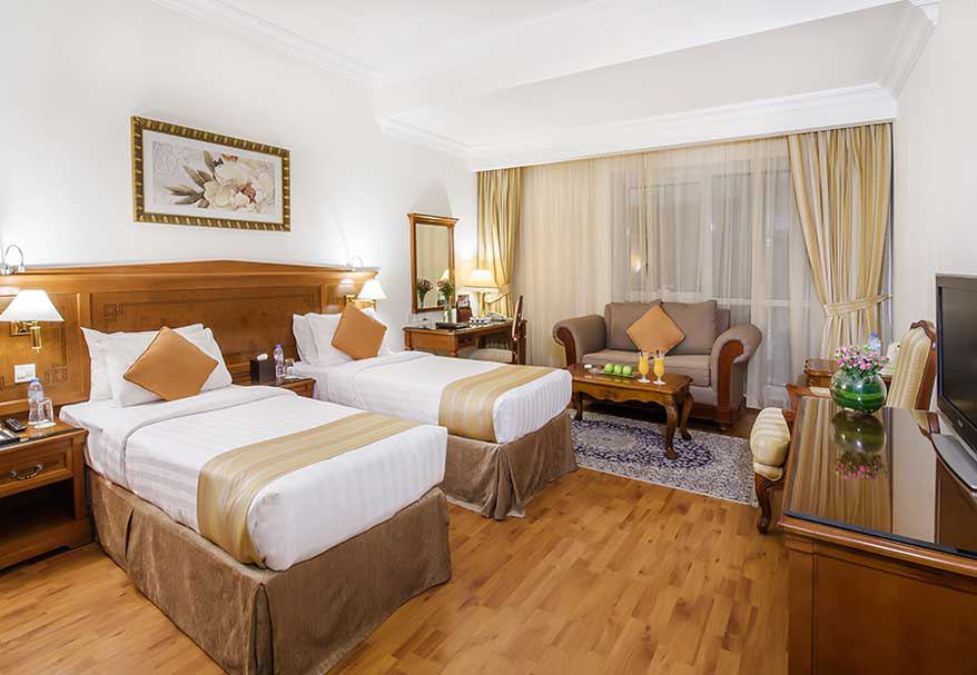 Grand Excelsior Hotel