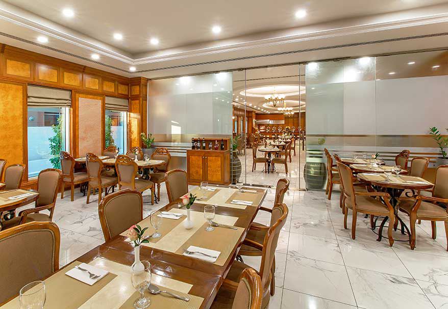 Grand Excelsior Hotel