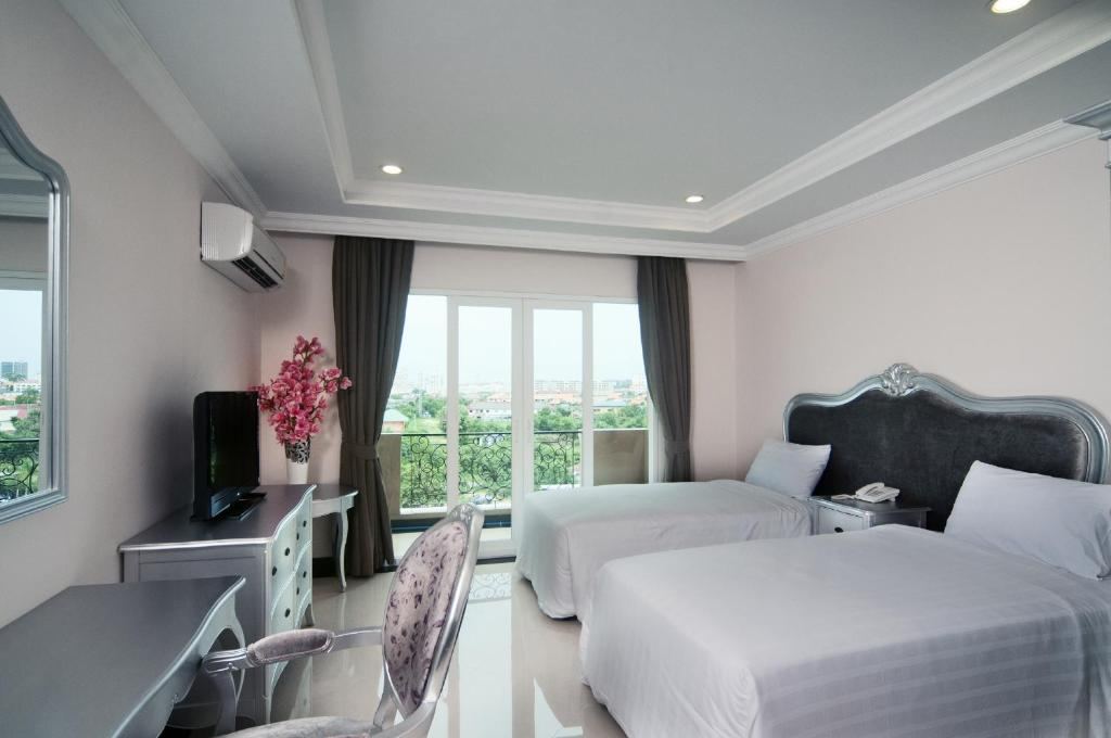 LK Grand Living Place