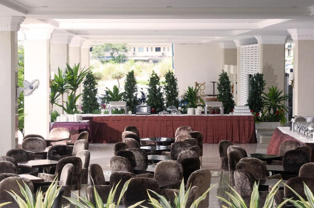 LK Grand Living Place
