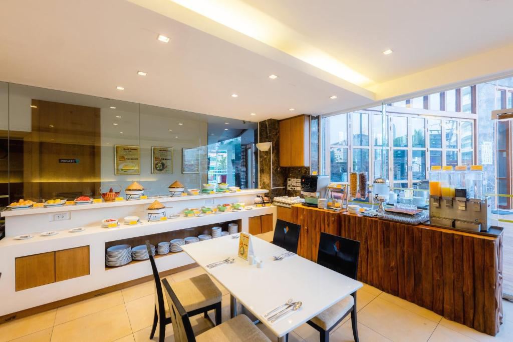 Centara Nova Hotel Pattaya