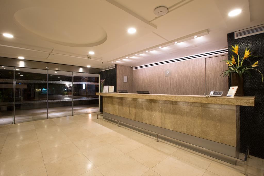 Seasons Siam Hotel