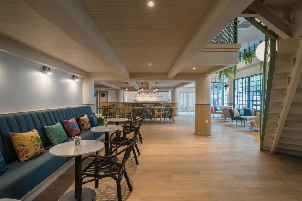 The Blanket Hotel Phuket
