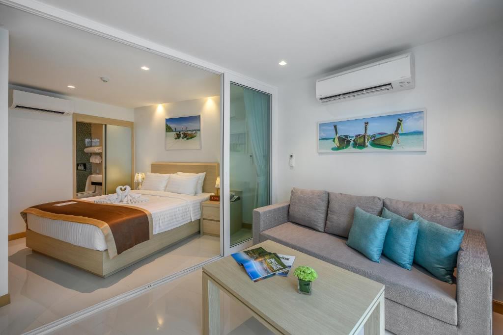 The Beachfront Hotel Phuket