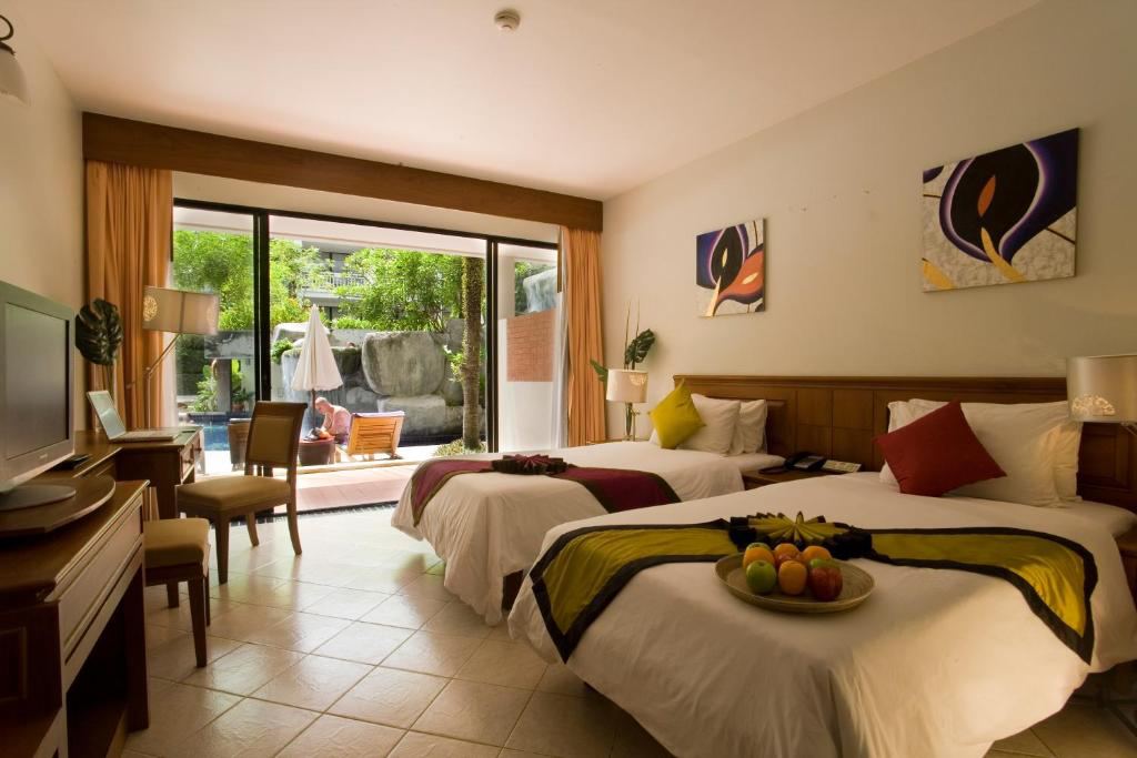 Sunset Beach Resort