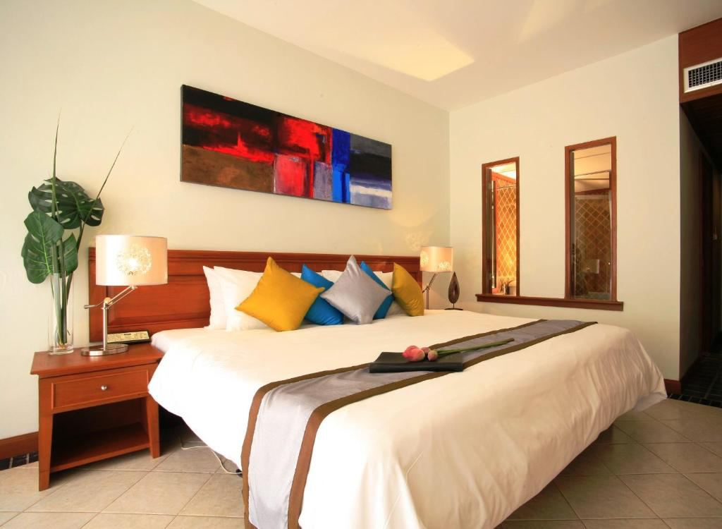 Sunset Beach Resort