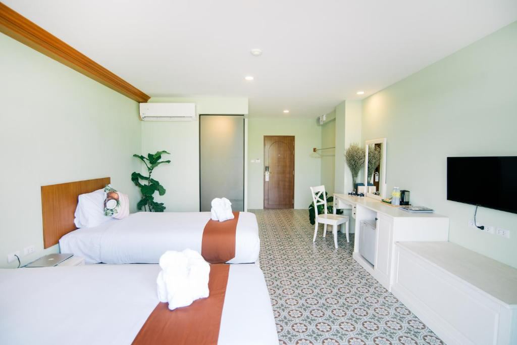 The Pineapple Hotel