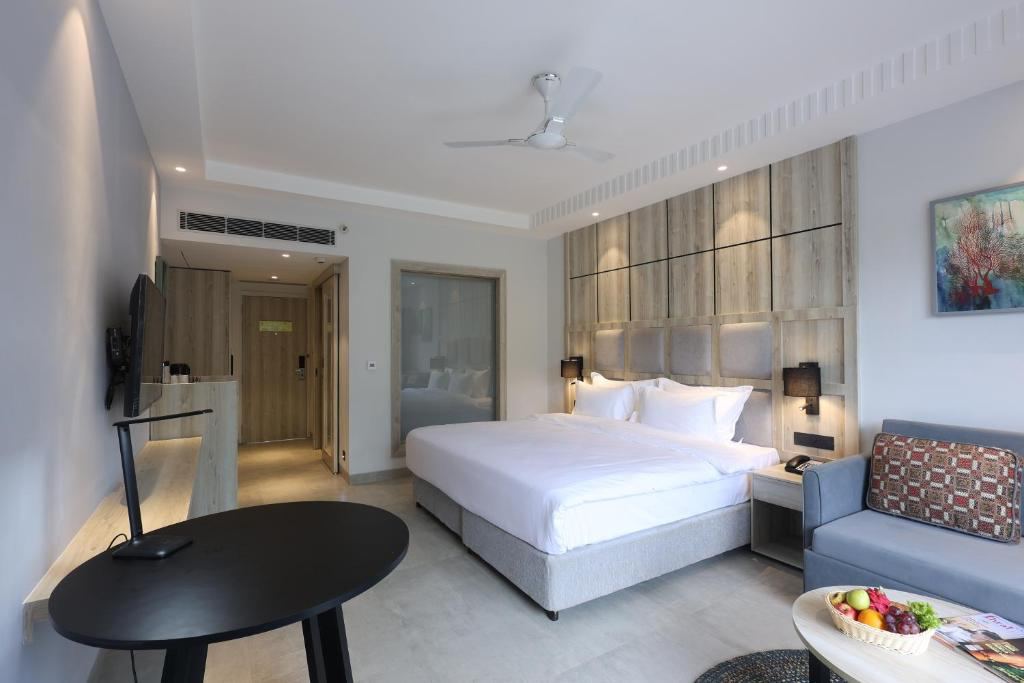 Ramada by Wyndham Hotel
