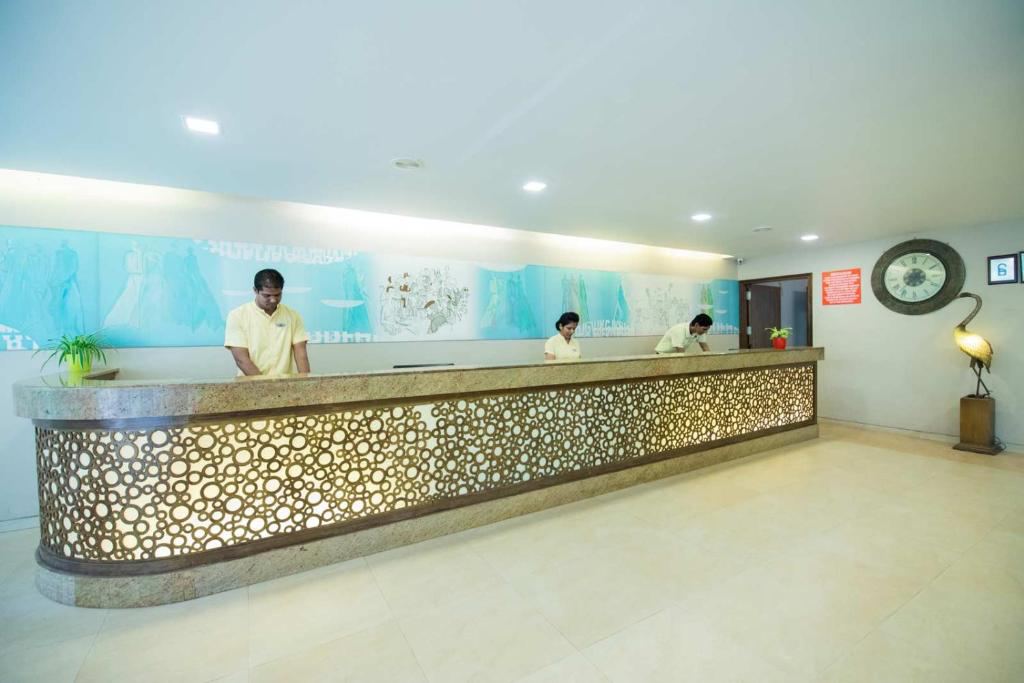Neelam the Glitz Resort