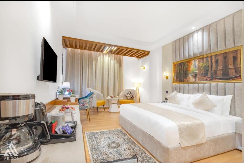 Hotel Arison Luxury