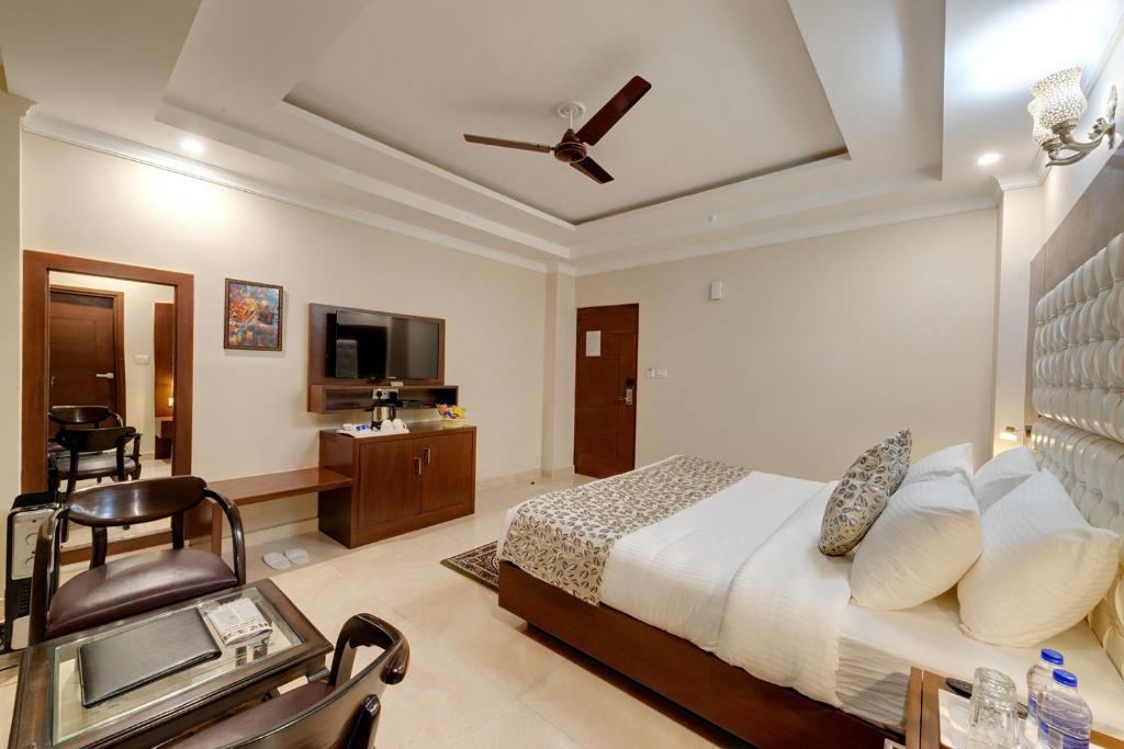 Regenta Place Green Leaf Resort