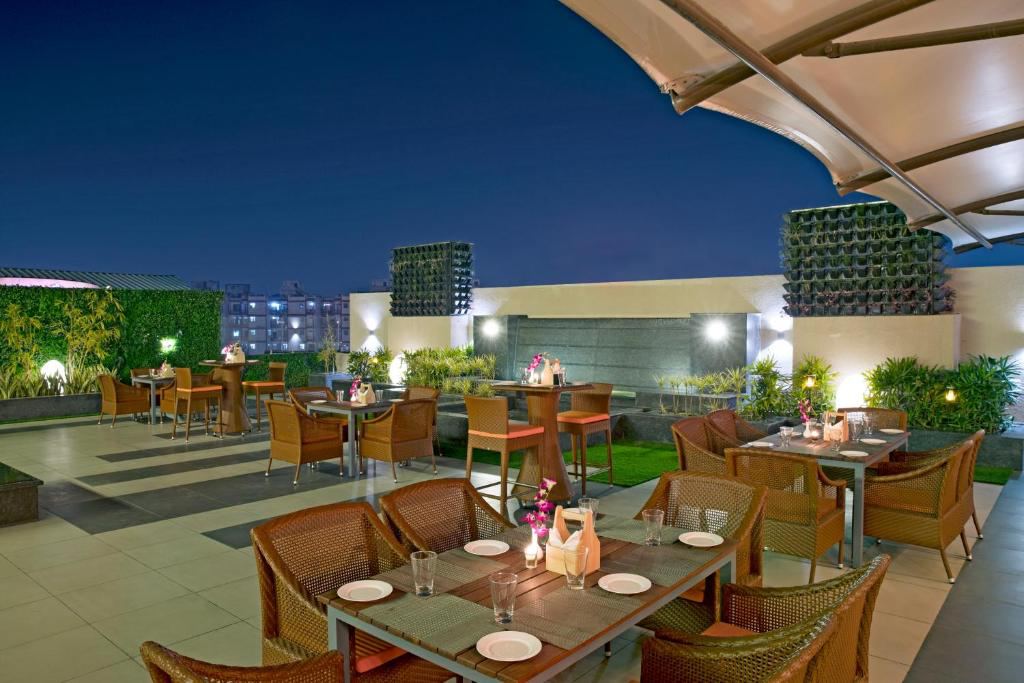 Regenta Central Cassia Hotel