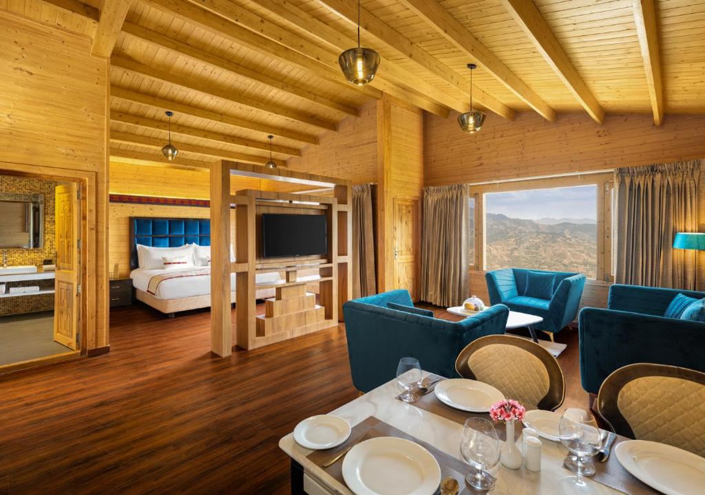 juSTa Cliffend Resort & Spa