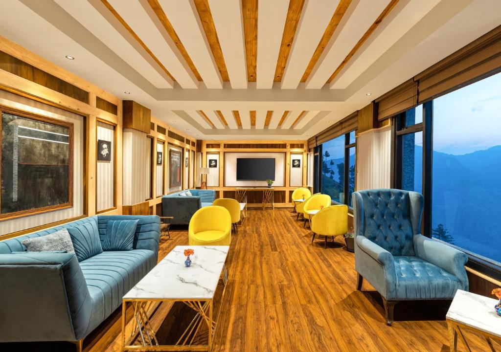 juSTa Cliffend Resort & Spa