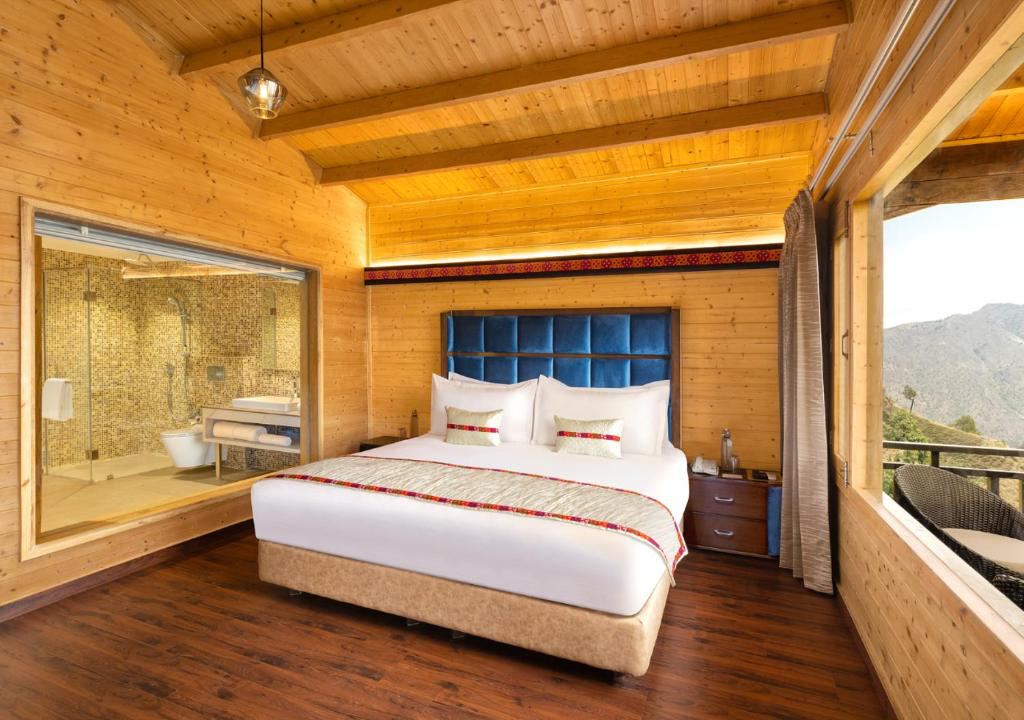 juSTa Cliffend Resort & Spa