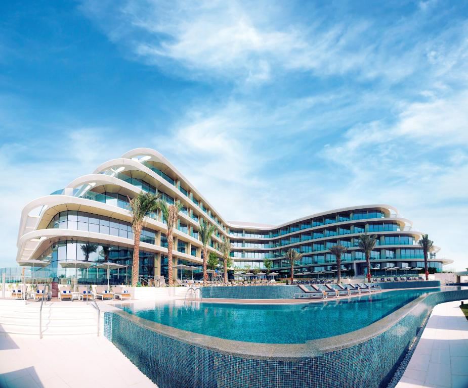 JA Lake View Dubai Hotel
