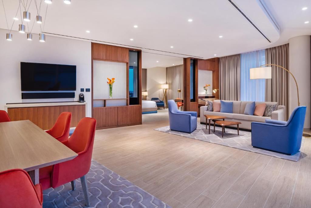 JA Lake View Dubai Hotel