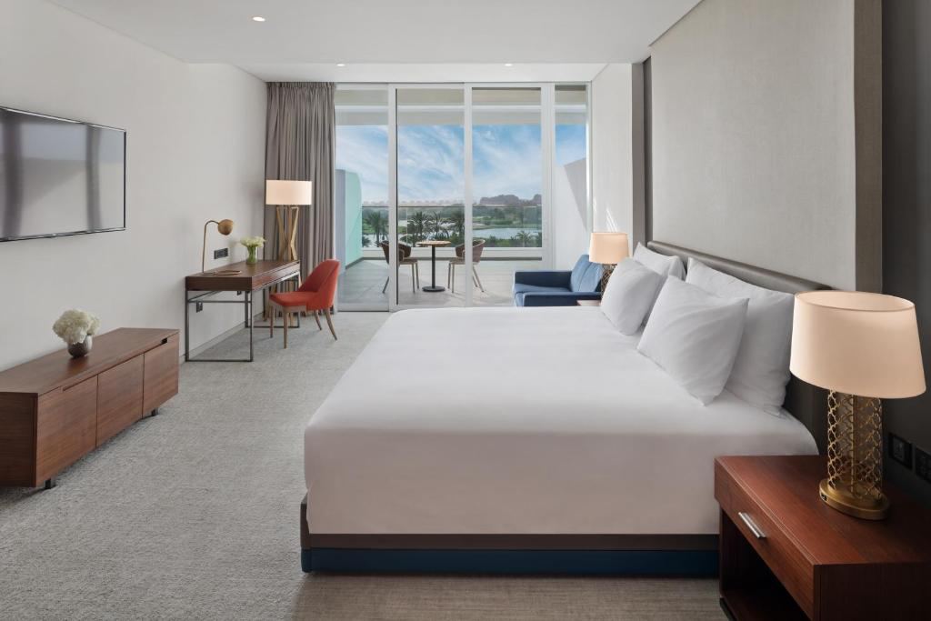 JA Lake View Dubai Hotel