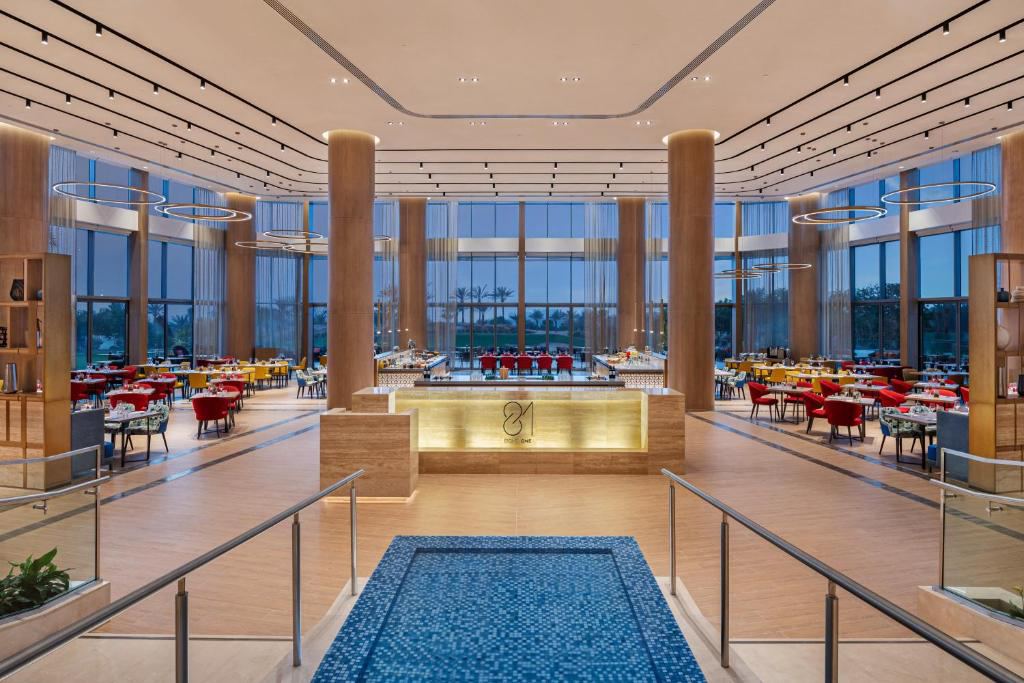 JA Lake View Dubai Hotel