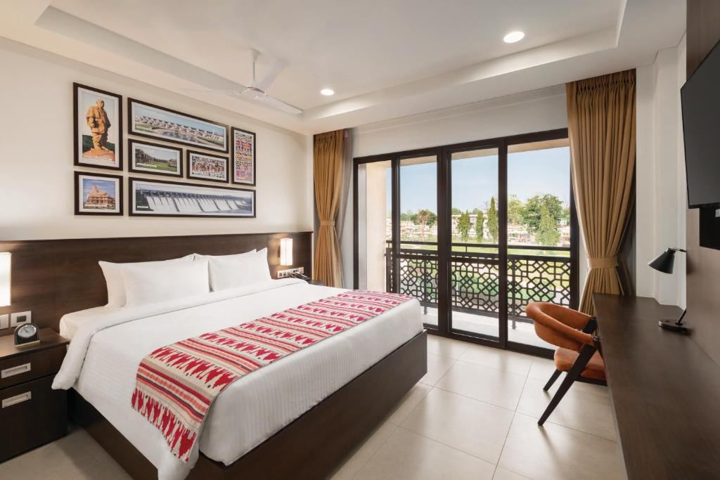 Ramada Encore by Wyndham Statue of Unity
