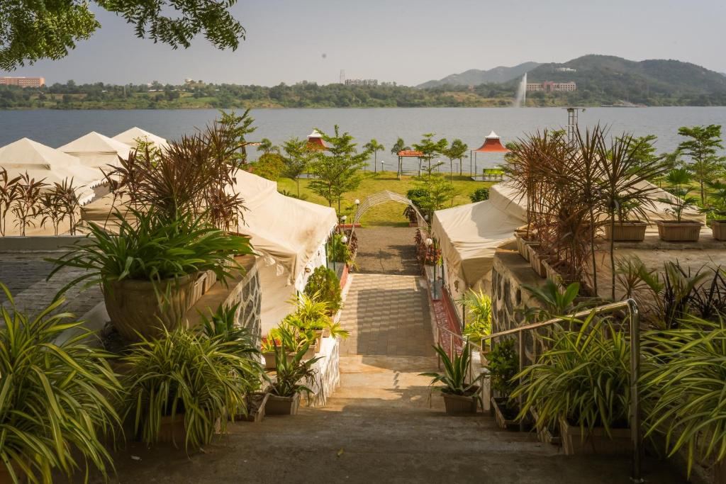 RiverView Tent Resort