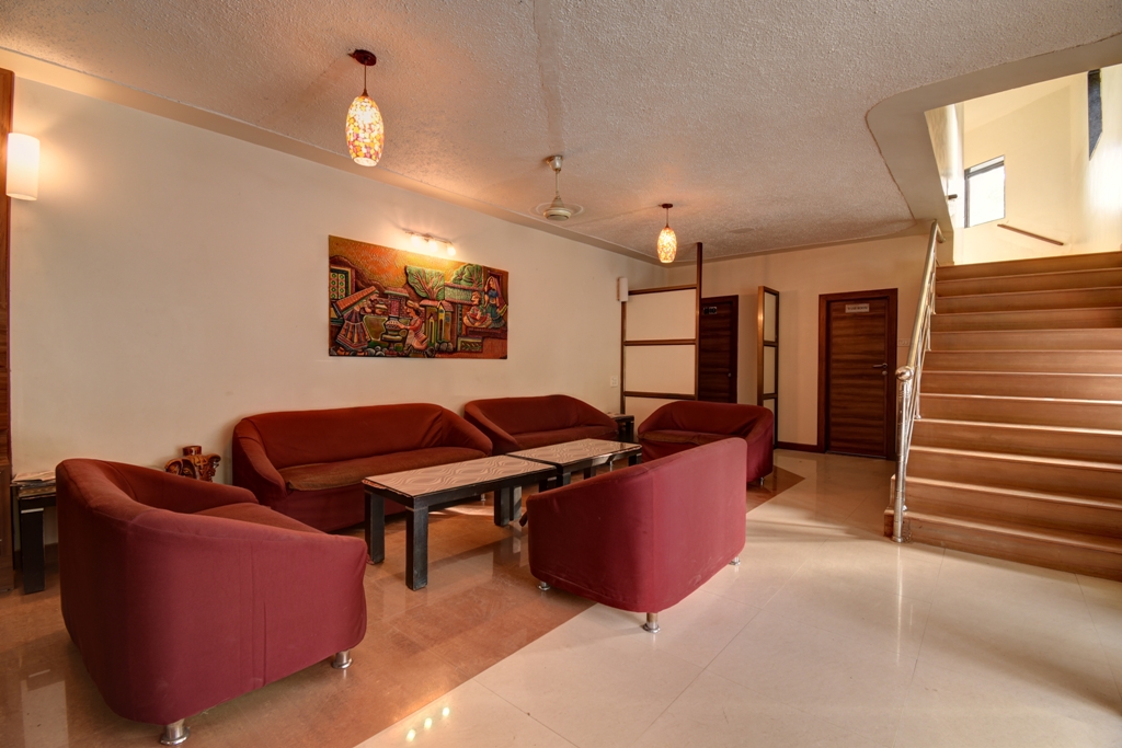 Hotel Savera Palace